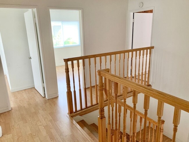 Building Photo - Five Bedroom Single Family Home in Irvine!