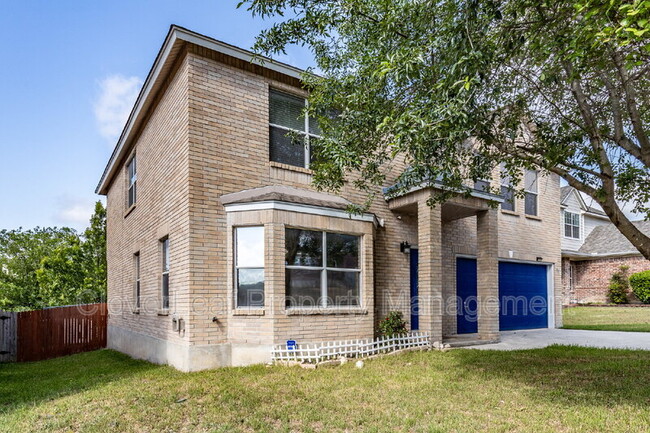 Building Photo - 818 Quitman Oak