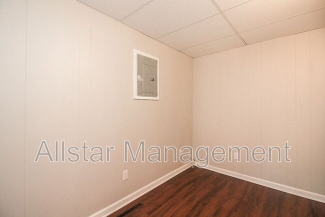 Building Photo - 6393 Springwood Rd