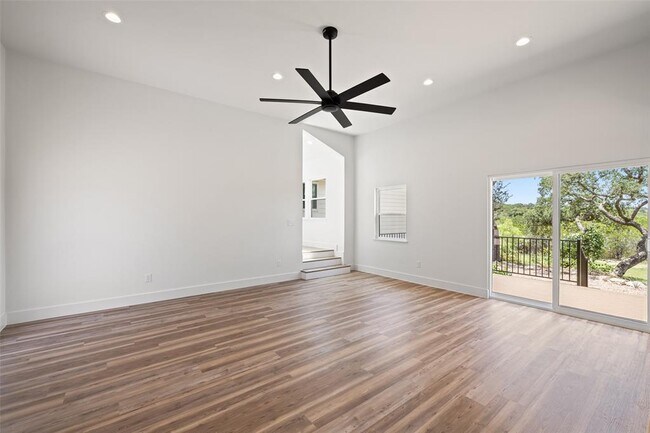 Building Photo - 11151 State Hwy 71