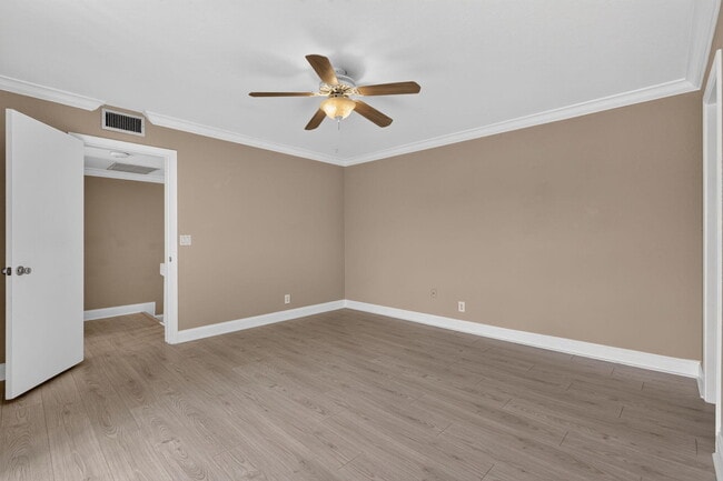 Building Photo - 110 N Delaware Blvd