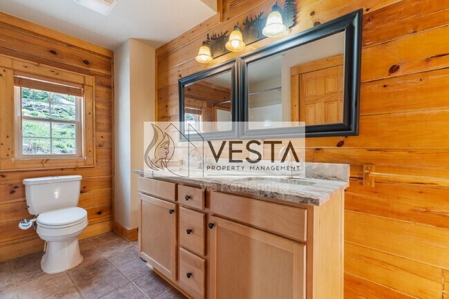 Building Photo - 131 Tanner Trail