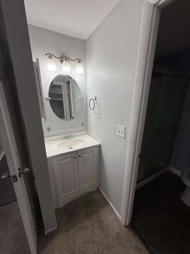 Building Photo - 13200 Chalet Pl