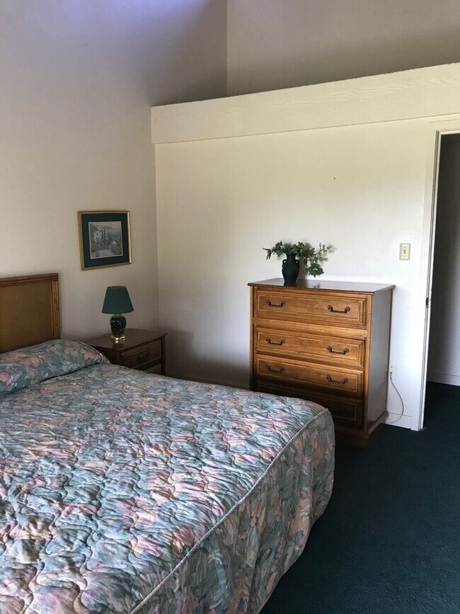 1 Bedroom, 1 Bathroom condo in Grenelefe 167 Palm View Ct Haines City
