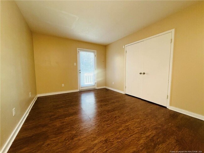 Building Photo - 824 Danish Dr