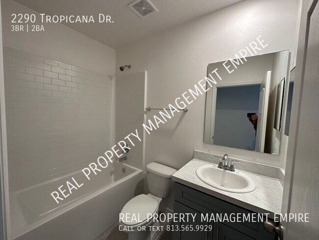 Building Photo - 2290 Tropicana Dr