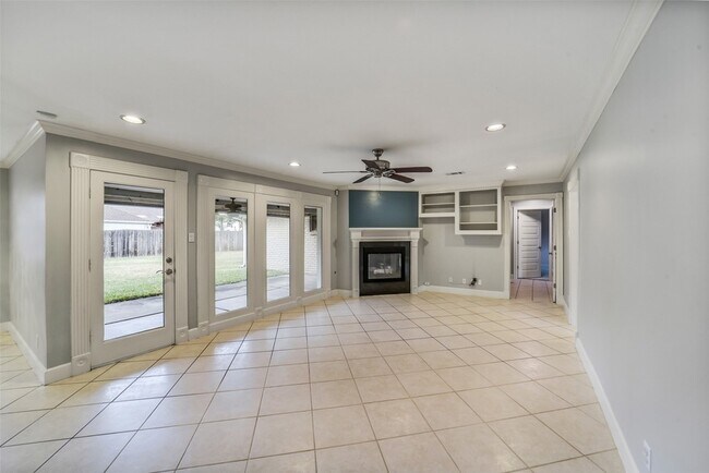 Building Photo - 5322 Rutherglenn Dr