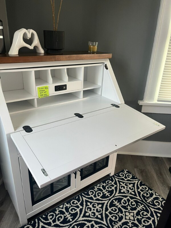 Building Photo - 207 New York St