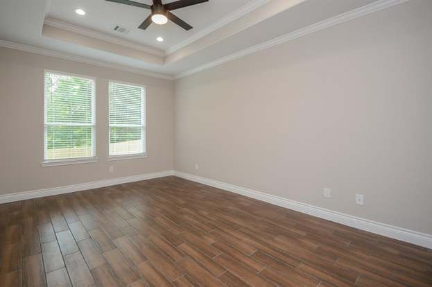 Building Photo - 14922 Indian Hill Trail