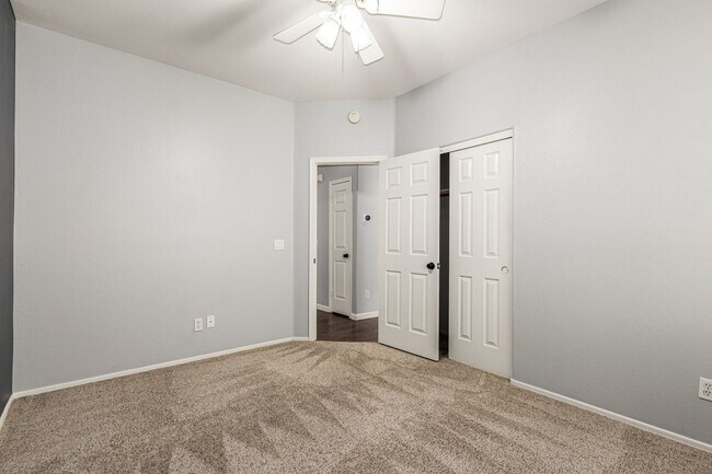 Building Photo - Beautiful Chandler Rental