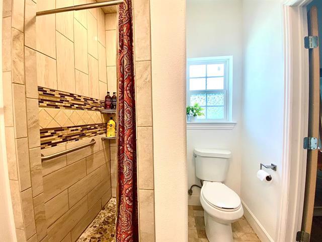 Building Photo - 5110 Lindsley Ave