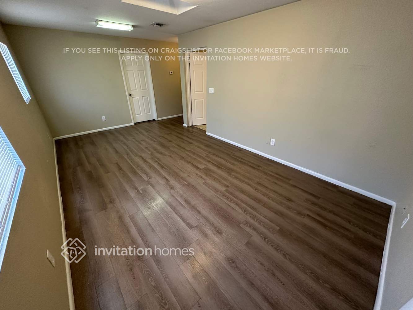 Building Photo - 4126 N Mitchell St