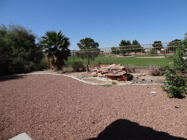 Building Photo - 3 Bedrooms, 2 Bathroom single story home i...