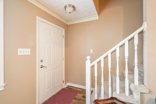 Building Photo - 2376 Wadsworth Dr