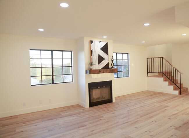 Building Photo - 2737 Chadwick Cir