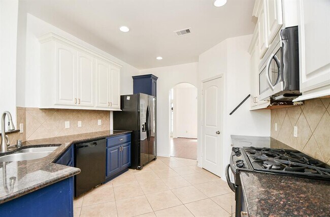 Building Photo - 11110 Oriole Creek Ln