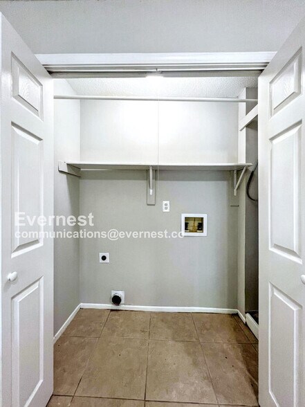 Building Photo - 3455 Lynnfield Cove