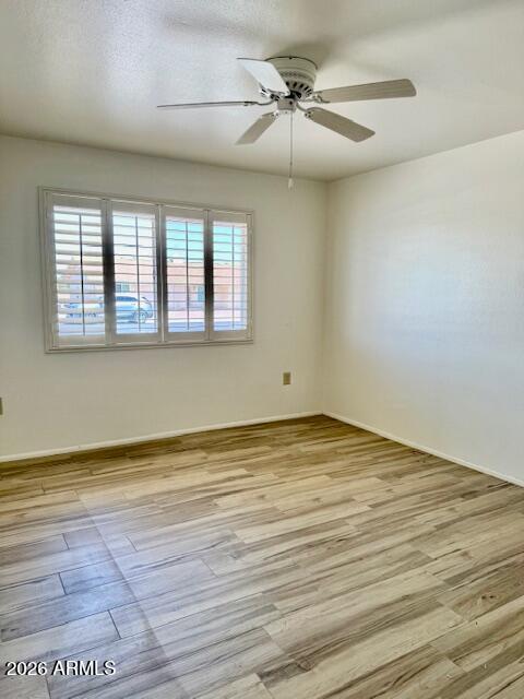 Building Photo - 15430 N Bowling Green Dr