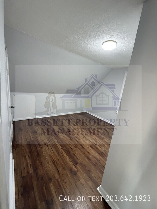 Building Photo - 538 2nd Ave