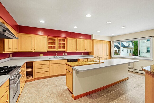 Primary Photo - 935-937 N 37th St.