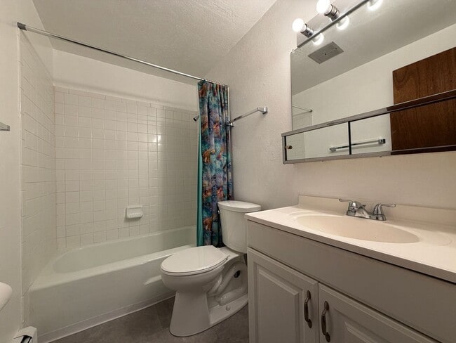 Building Photo - 5185 Santa Clara Pl