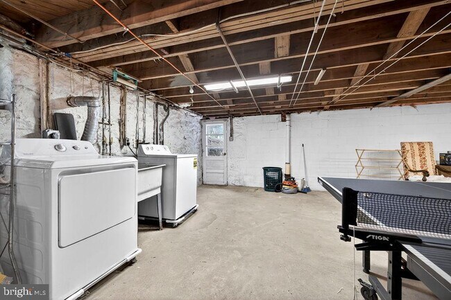 Building Photo - 718 Darby Paoli Rd