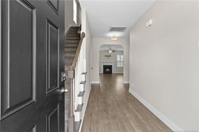 Building Photo - 181 Brentmoor Dr