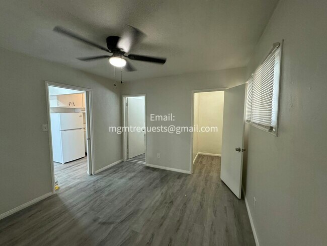 Building Photo - 4228 Tenth St, Unit 4234