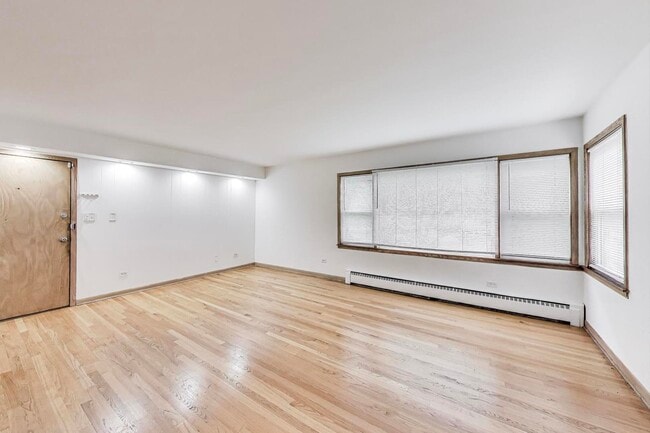 Building Photo - 9032 N Churchill Cir