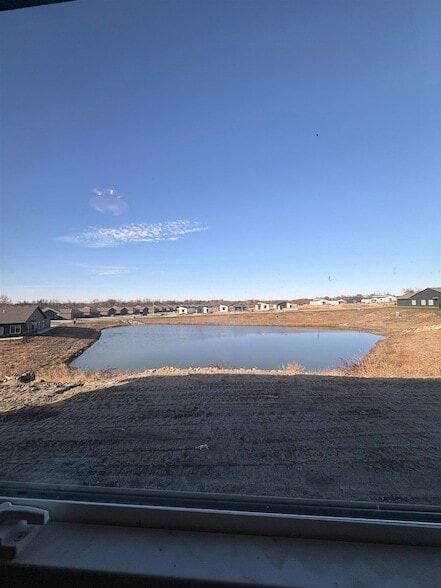 Building Photo - 4833 N Vassar Ave