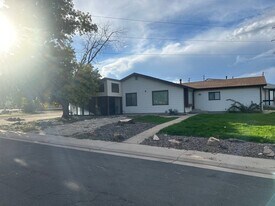 Building Photo - 711 Downing Way