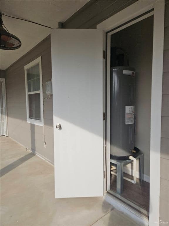 Building Photo - 23 Del Monte Dr