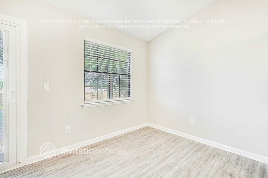 Building Photo - 2725 Rochford Ct
