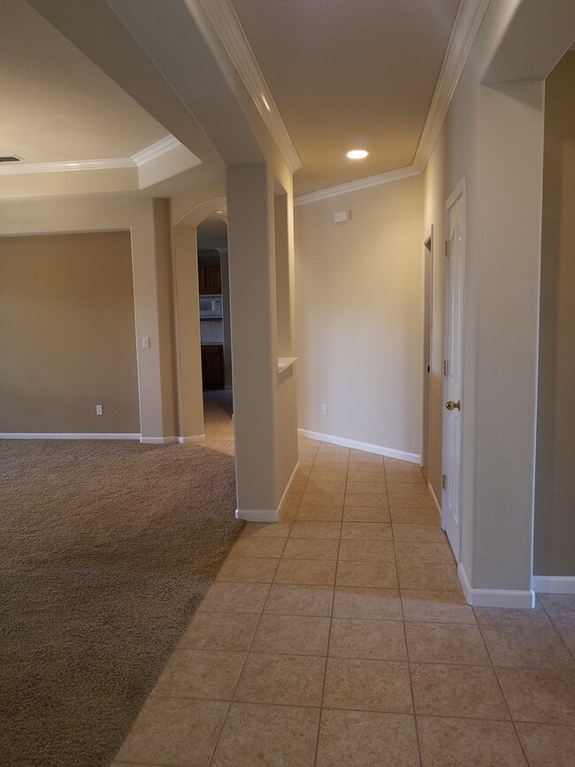 Building Photo - Action Properties R.E.S. Inc. Offering Beautiful Highland Park Single Story 3 Car, 4 Bedroom, Gar...