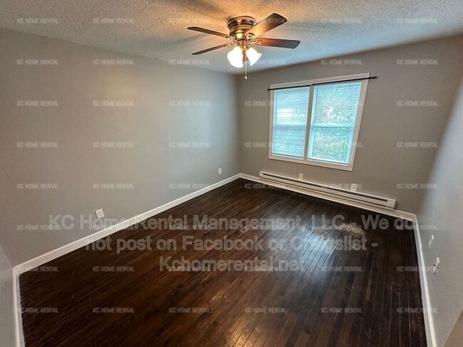 Building Photo - 901 N 16 St