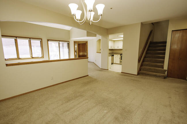 Dining Room - 4415 Laguna Pl