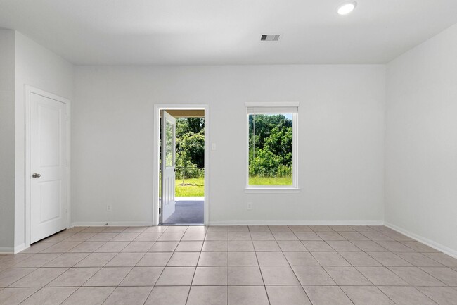 Building Photo - 5319 Rivers Edge Dr
