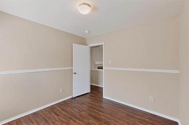 Building Photo - 9120 Sun Haven Way