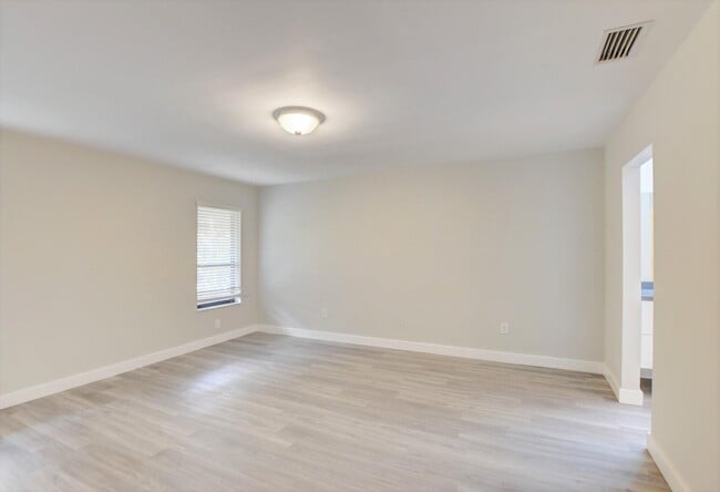 Building Photo - 9268 Sable Ridge Cir