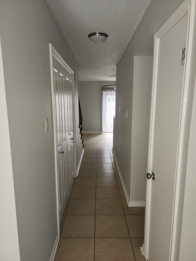 Hallway - 4216 Arbor Ct