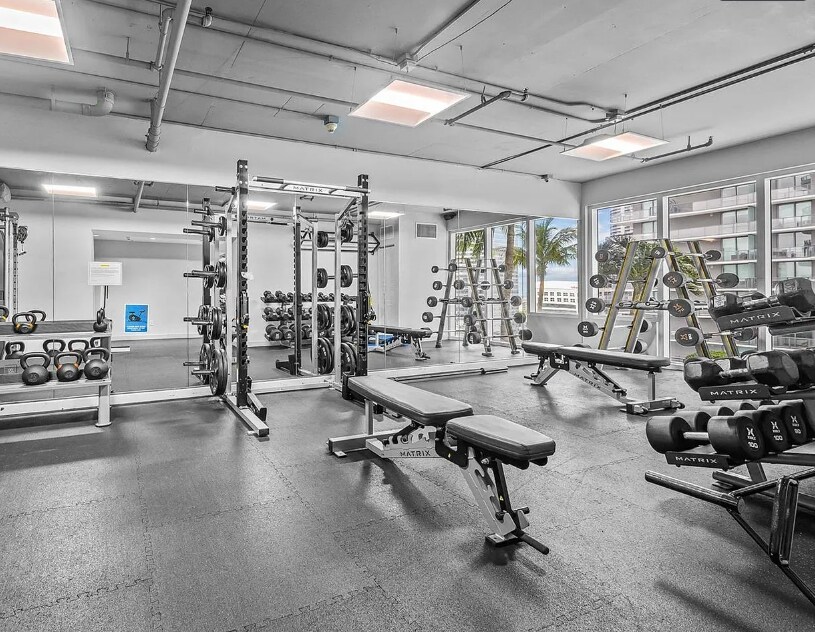 Building Photo - 60 SW 13th St