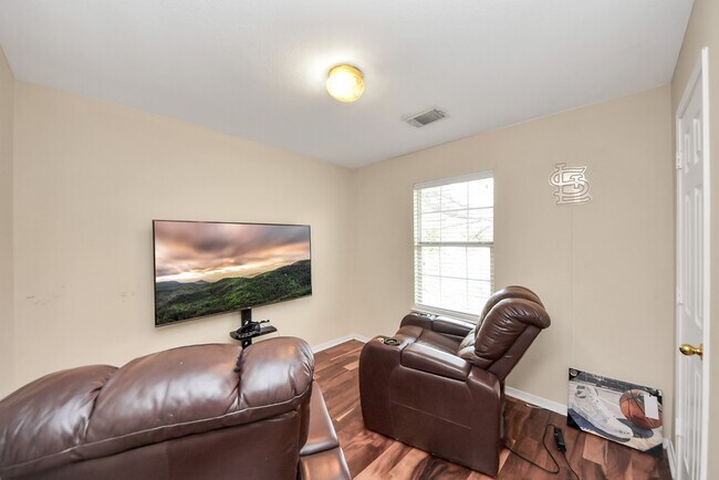 Building Photo - 20626 Sycamore Crest Ln