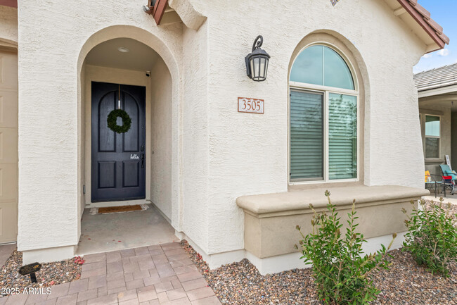 Building Photo - 3505 W Verde River Rd