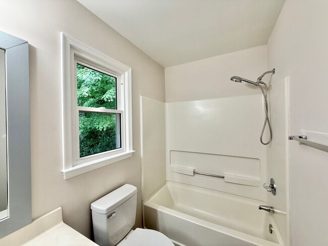 Building Photo - **OFFERING REFUNDABLE APPLICATION FEES** Newly Remodeled 3BD, 2.5BA Knightdale Home with a Fenced...
