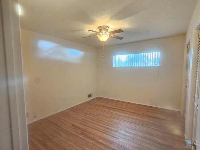 Building Photo - 2701 Cagua Dr NE