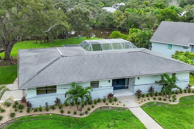 Building Photo - 2460 Whippoorwill Cir