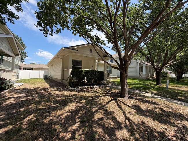 Building Photo - 1430 Big Bend Dr