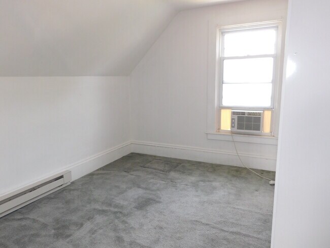 Third Floor Bedroom #4 - 424 Charles St