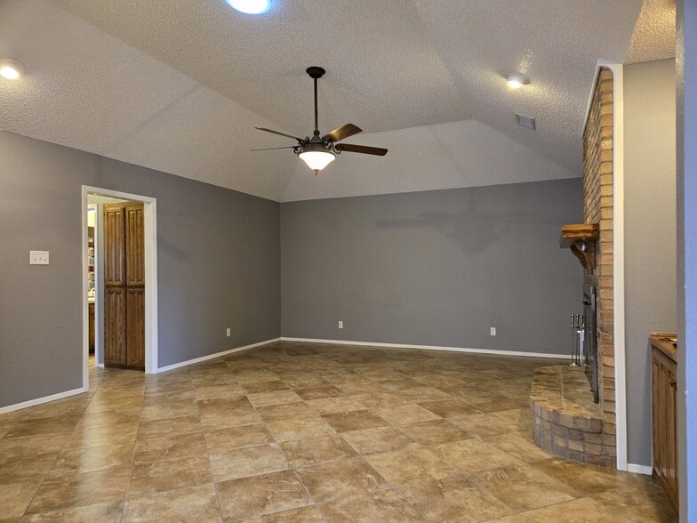Living Room - 1629 Wyoming Ave