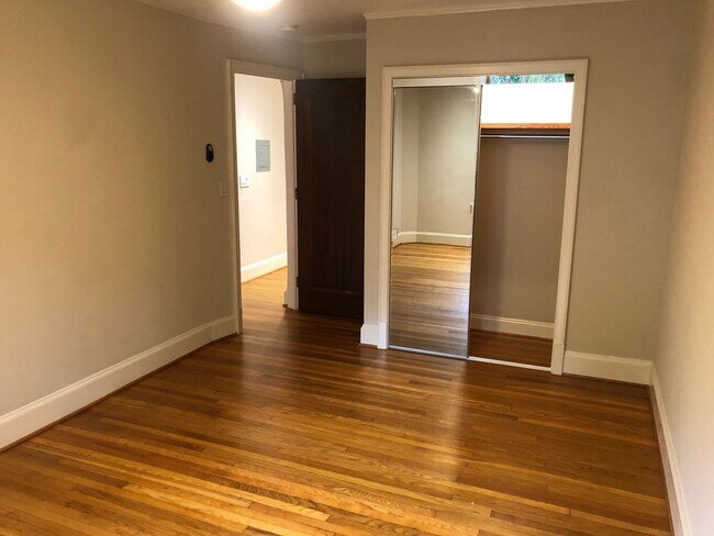 Interior Photo - Elliott Apartments